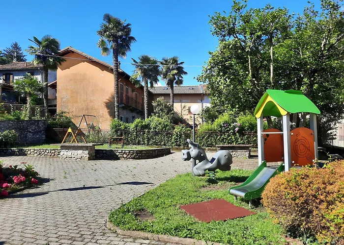 Holiday home Il Tulipano Brezzo